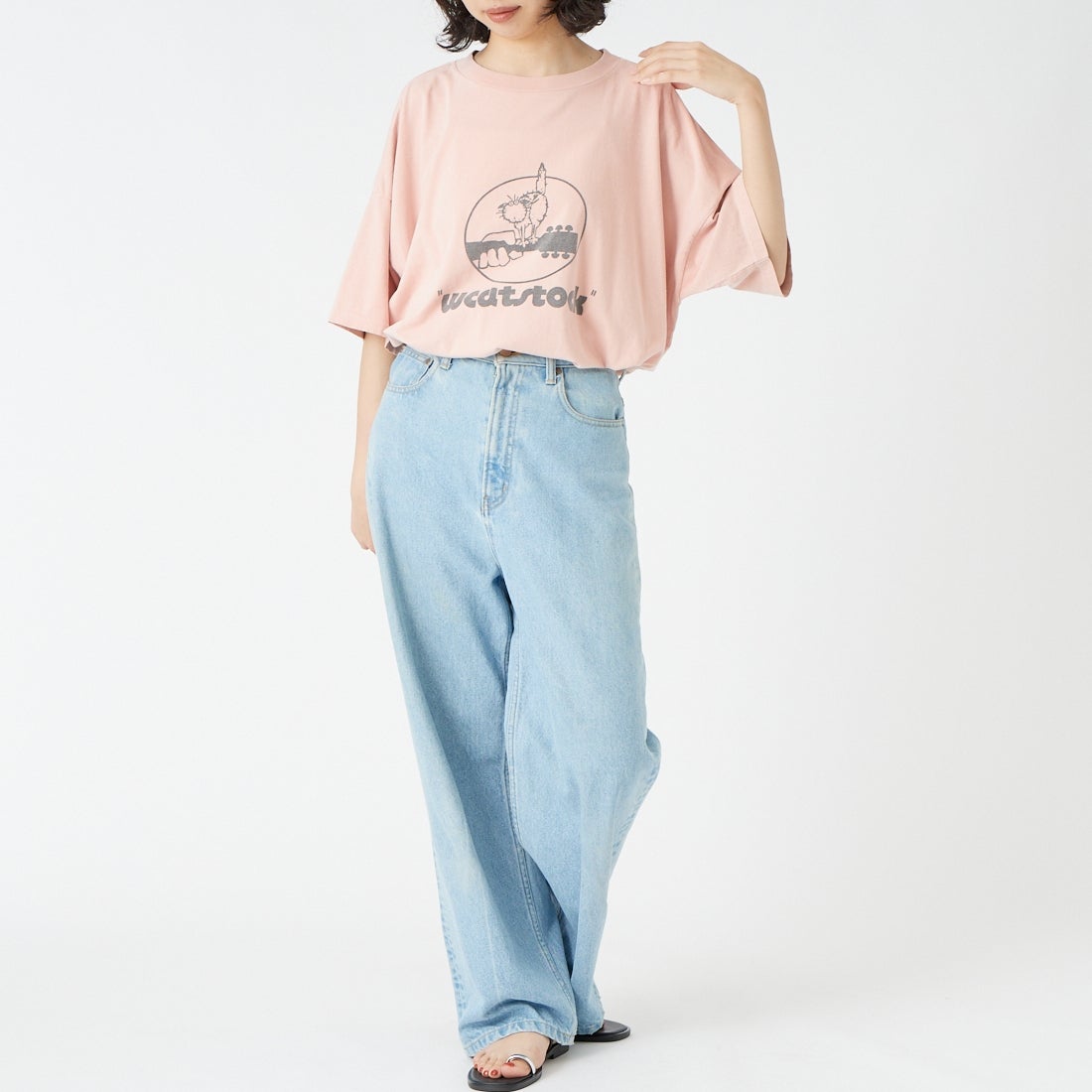 REMI RELIEF [レミレリーフ] 別注 SP加工ビッグプリントTシャツ WCATSTOCK [RN30389144-JF] L.PINK &&モデル身長：162cm 着用サイズ：F&&