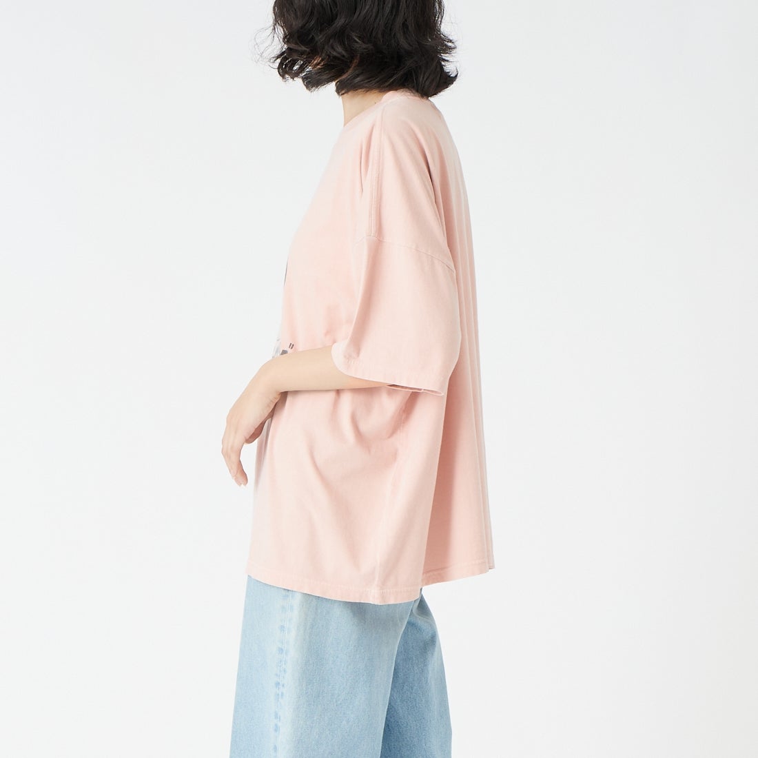 REMI RELIEF [レミレリーフ] 別注 SP加工ビッグプリントTシャツ WCATSTOCK [RN30389144-JF] L.PINK &&モデル身長：162cm 着用サイズ：F&&