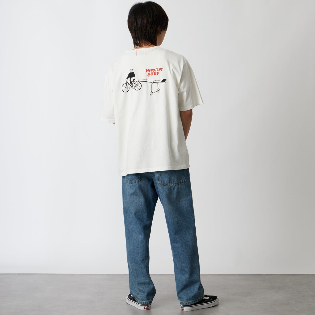 HELLO CALIF [ハローカリフ] 7.1oz天竺プリントTシャツ [HC-262-058] D OFF &&モデル身長：177cm 着用サイズ：L&&