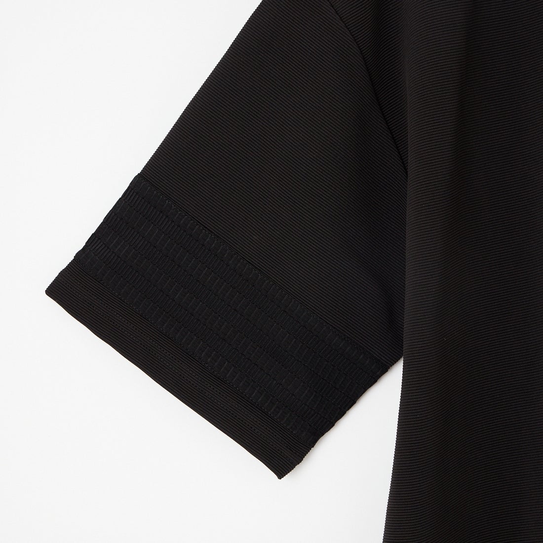 33Degrees [サーティスリーディグリーズ] パネルショートTシャツ [341053IN] BLACK