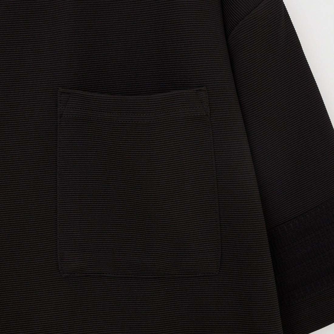 33Degrees [サーティスリーディグリーズ] パネルショートTシャツ [341053IN] BLACK