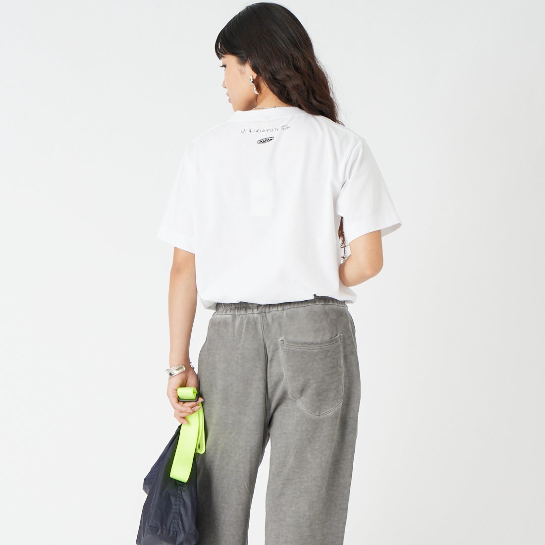 KEEN [キーン] Us4 ドリフトアイランドTシャツ [US4-DRIFT-ISLAND-TEE] 1032485 &&モデル身長：162cm 着用サイズ：S&&