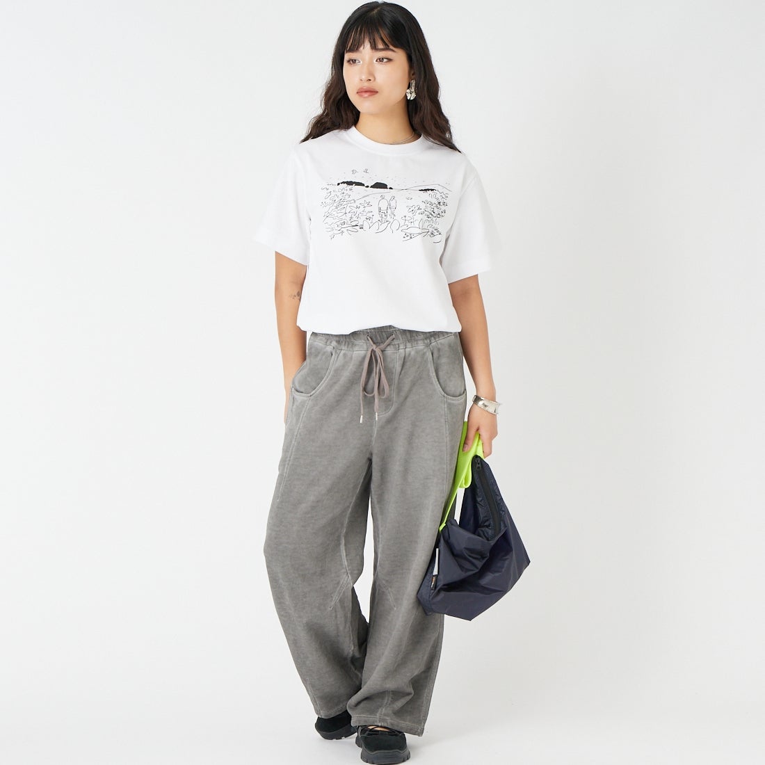 KEEN [キーン] Us4 ドリフトアイランドTシャツ [US4-DRIFT-ISLAND-TEE] 1032485 &&モデル身長：162cm 着用サイズ：S&&