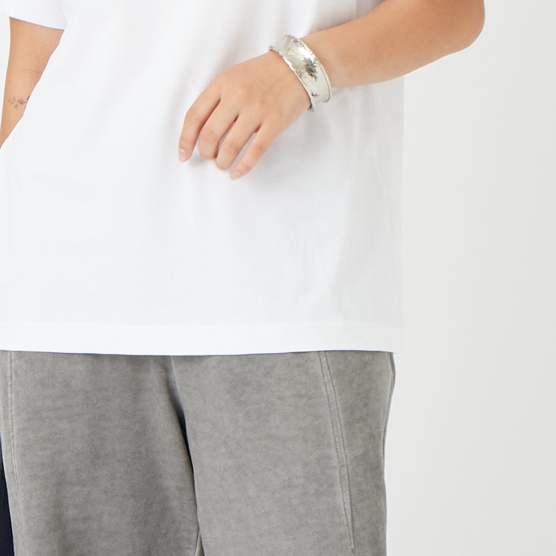 KEEN [キーン] Us4 ドリフトアイランドTシャツ [US4-DRIFT-ISLAND-TEE] 1032485 &&モデル身長：162cm 着用サイズ：S&&