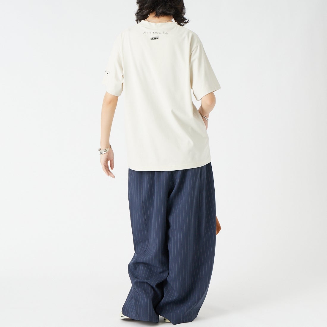 KEEN [キーン] Us4 ハーベストネイチャーライブズTシャツ [US4-HARVEST-NATURE] 1030971 &&モデル身長：162cm 着用サイズ：S&&
