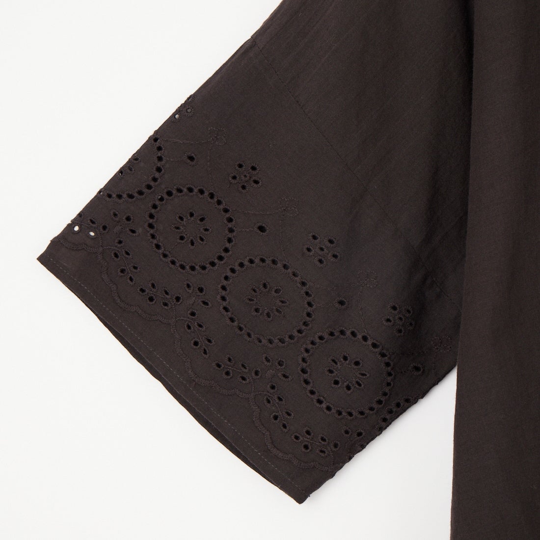 soil [ソイル] 80s コットンボイル カットワークレースバンドカラーシャツ [INSL26341] 9900 BLACK