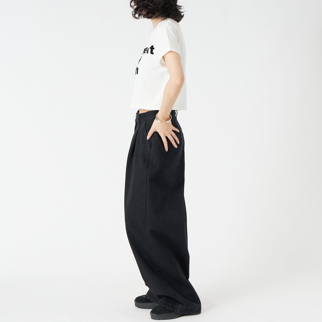 Vincent et Mireille [ヴァンソン エ ミレイユ] ショートスリーブプリントTシャツ [VM261CT00021] 01 WHITE &&モデル身長：162cm 着用サイズ：2&&