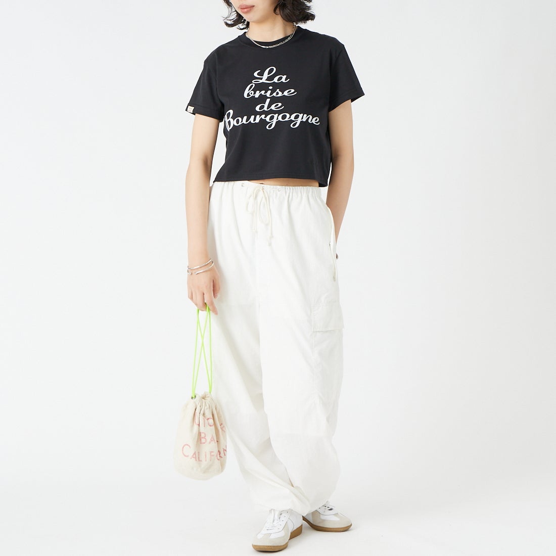 Vincent et Mireille [ヴァンソン エ ミレイユ] ショートスリーブプリントTシャツ [VM261CT00051] 09 BLACK &&モデル身長：162cm 着用サイズ：2&&