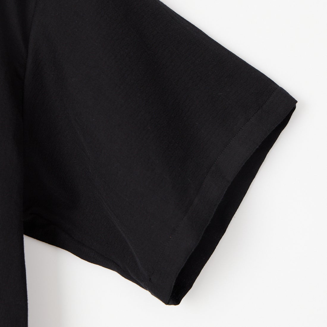 Name. [ネーム] ドビーサテンプルオーバーシャツ [NMSH-031] BLACK