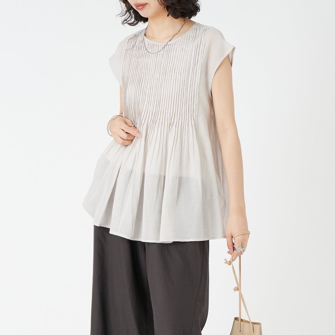 ｸﾞﾚｰﾍﾞｰｼﾞｭ&&モデル身長：162cm 着用サイズ：F&&