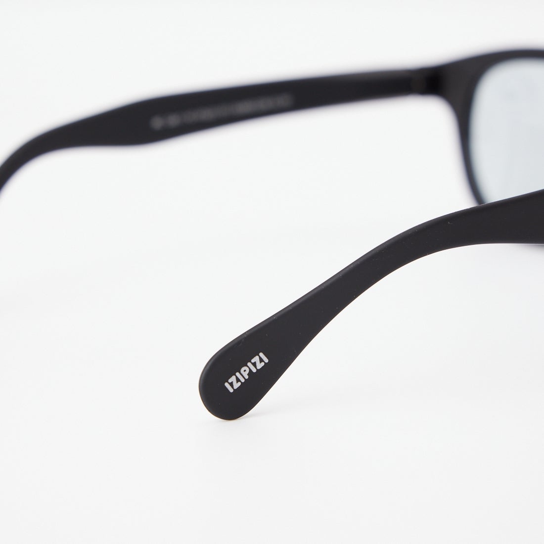 IZIPIZI [イジピジ] #C SUN LCサングラス [SUN-LC-C-BK-LGL] BLACK