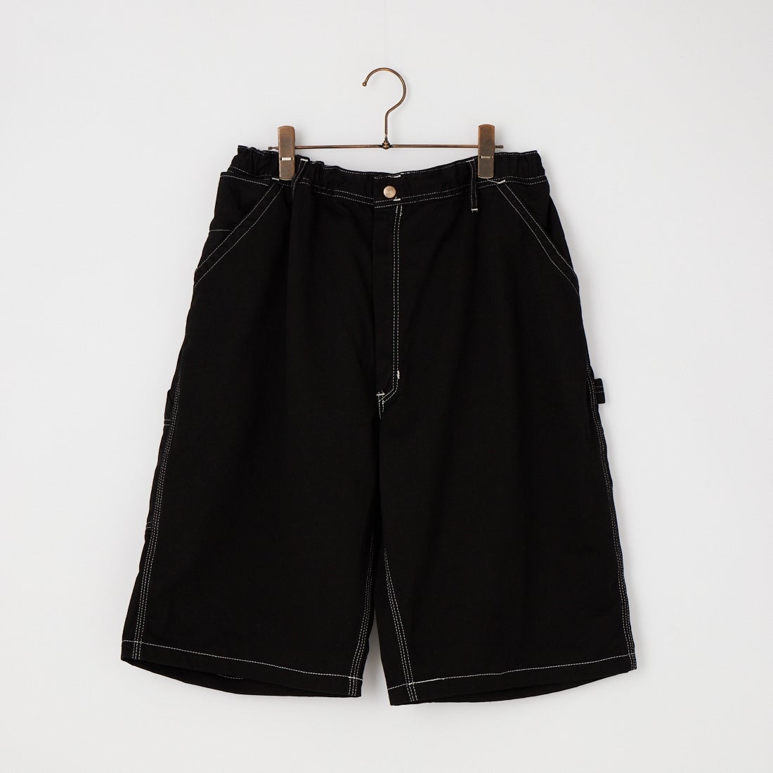 DYED BLACK