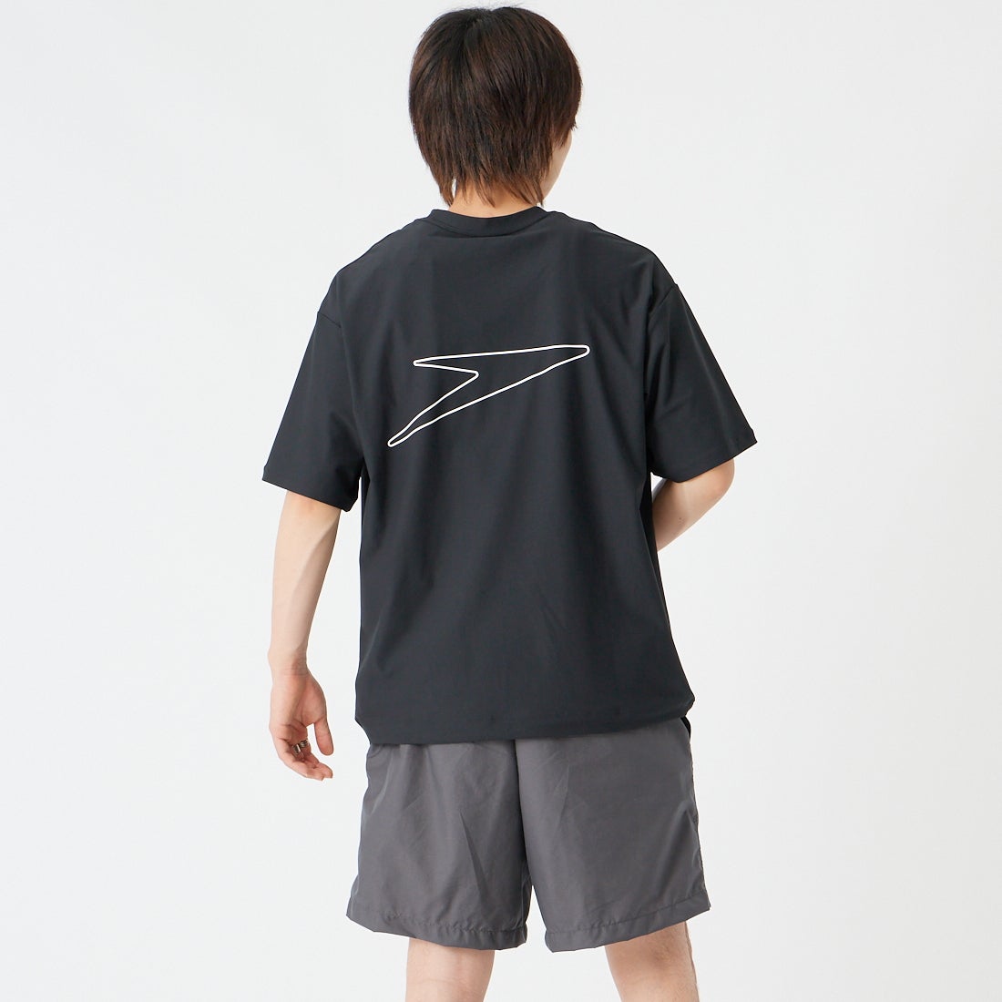 speedo [スピード] ステイフィットラッシュコードTシャツ [SF72332] K ﾌﾞﾗｯｸ &&モデル身長：177cm 着用サイズ：M&&