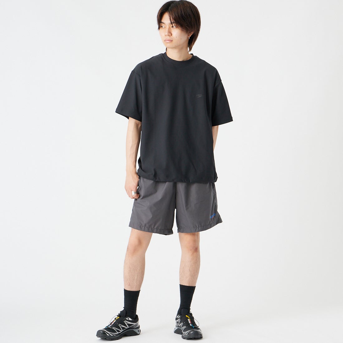speedo [スピード] ステイフィットラッシュコードTシャツ [SF72332] K ﾌﾞﾗｯｸ &&モデル身長：177cm 着用サイズ：M&&