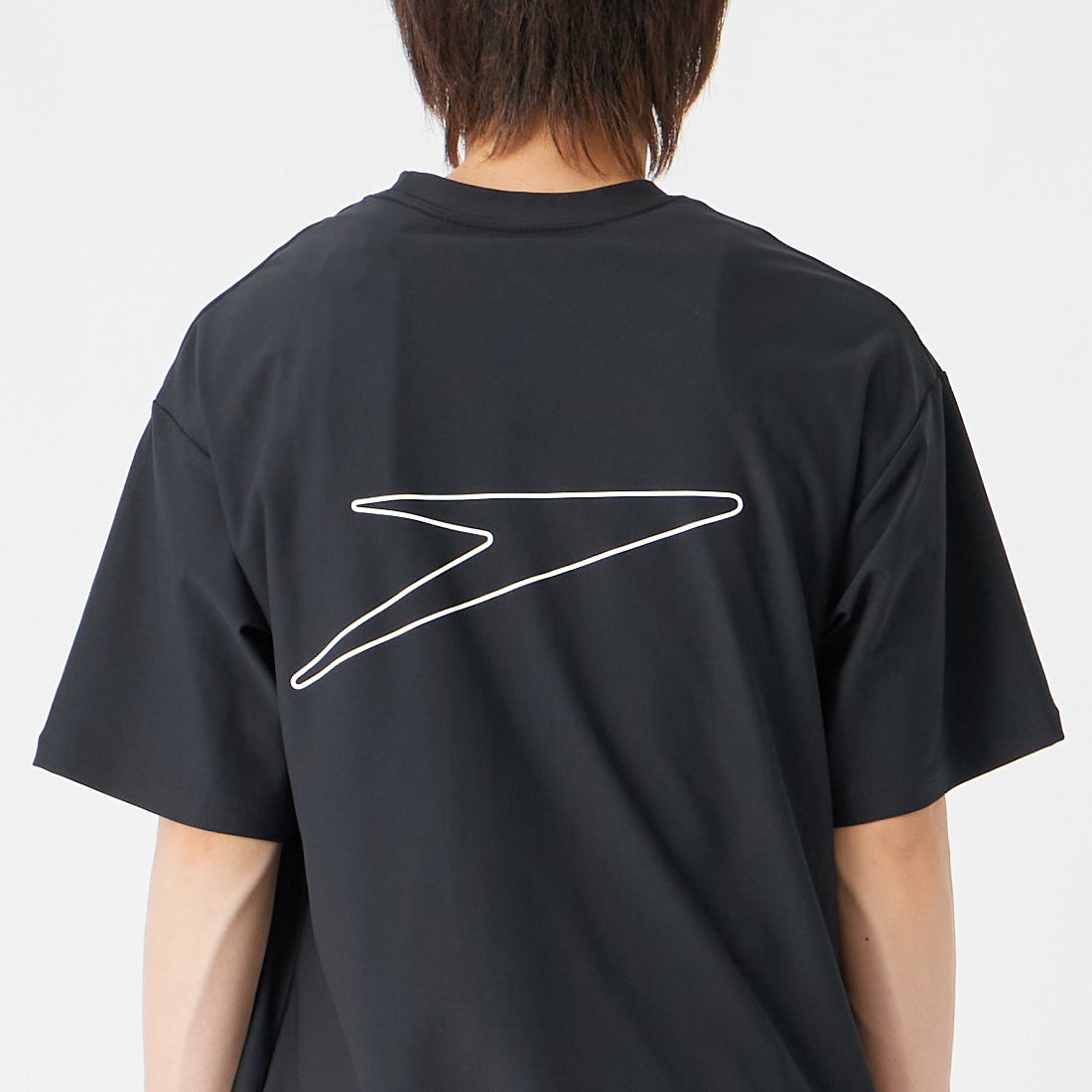 speedo [スピード] ステイフィットラッシュコードTシャツ [SF72332] K ﾌﾞﾗｯｸ &&モデル身長：177cm 着用サイズ：M&&