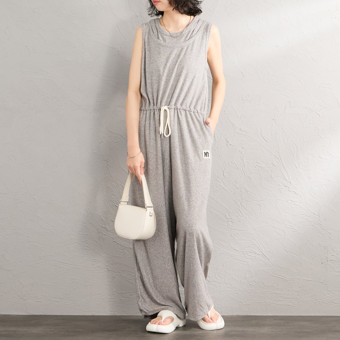 07 GRAY&&モデル身長：162cm 着用サイズ：F&&
