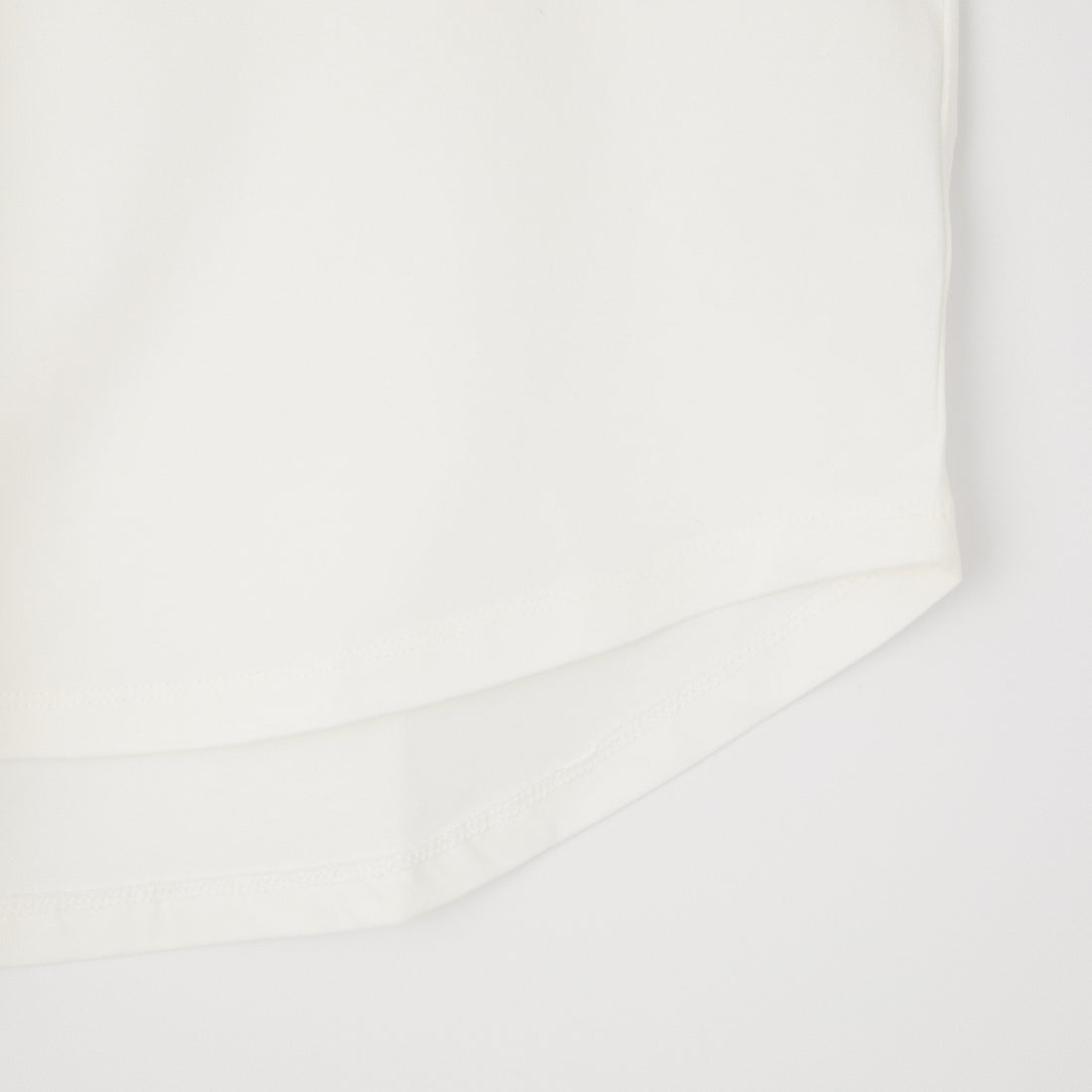 Maison de L'allure [メゾン ドゥ ラリュール] 光沢ラバーロゴプリントTシャツ [M26322010] 02 OFF