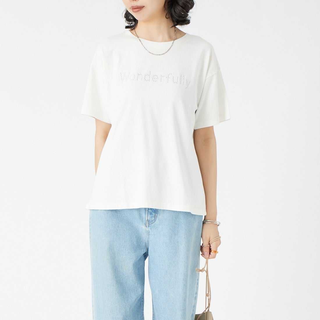 Maison de L'allure [メゾン ドゥ ラリュール] ピグメントホットフィットロゴTシャツ [M26322012] 02 OFF &&モデル身長：162cm 着用サイズ：F&&