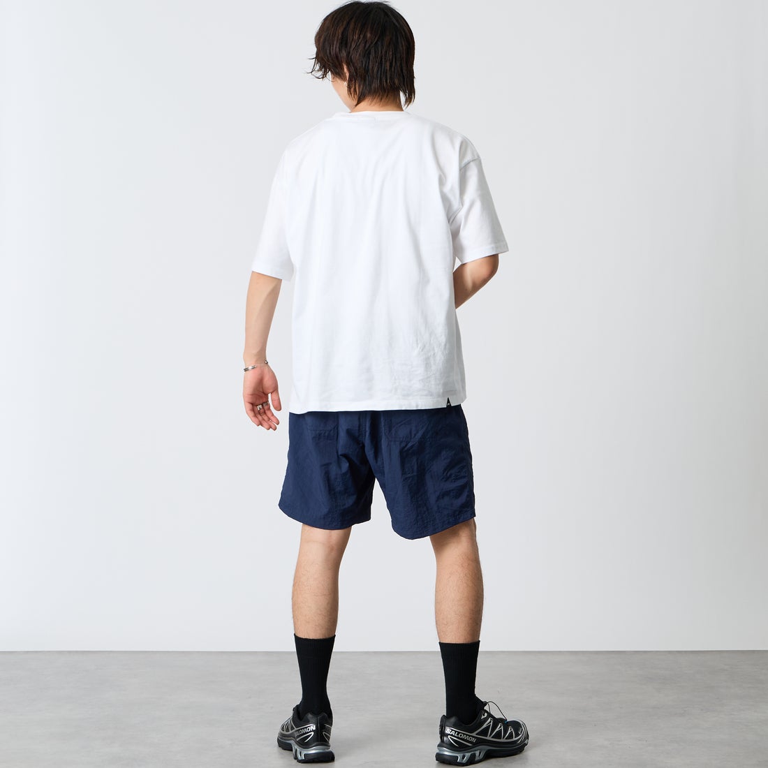 DENHAM [デンハム] T-SHIRT [PATCH-LOGO-TEE] WHITE &&モデル身長：177cm 着用サイズ：M&&