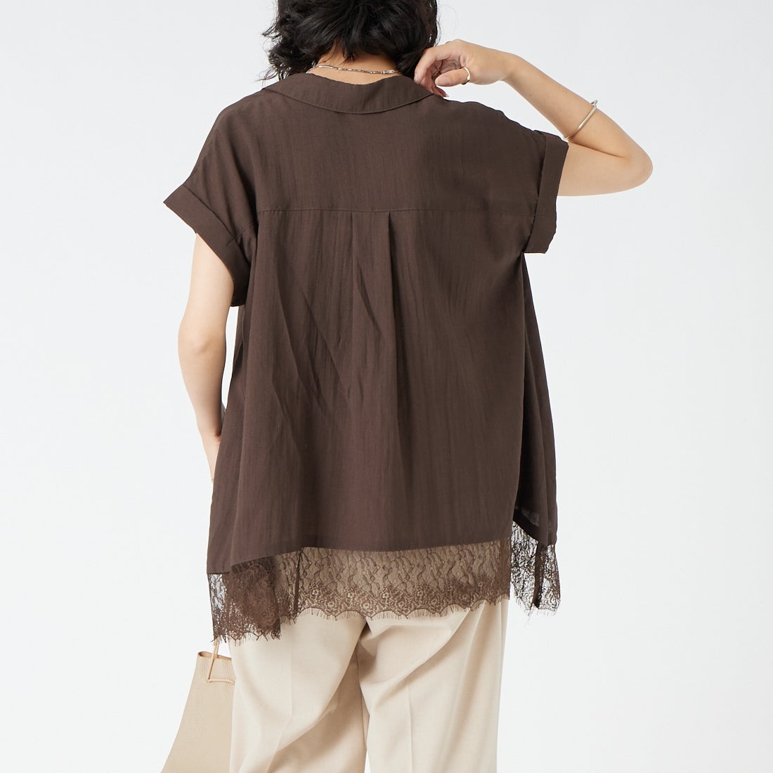 Jf Ready Made [ジェイエフレディメイド] レーススキッパーシャツ [8569317-09] 63 ﾌﾞﾗｳﾝ &&モデル身長：162cm 着用サイズ：F&&