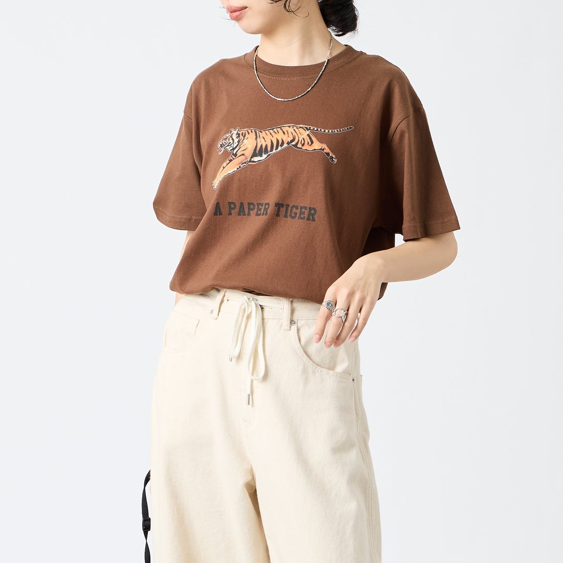 DARK BROWN&&モデル身長：162cm 着用サイズ：M&&