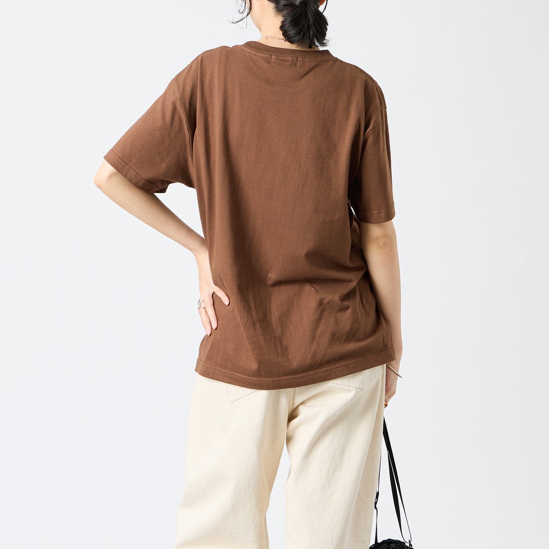 REGENCY WORKS [リージェンシーワークス] TIGER クルーネックTシャツ [500101A-6] DARK BROWN &&モデル身長：162cm 着用サイズ：M&&