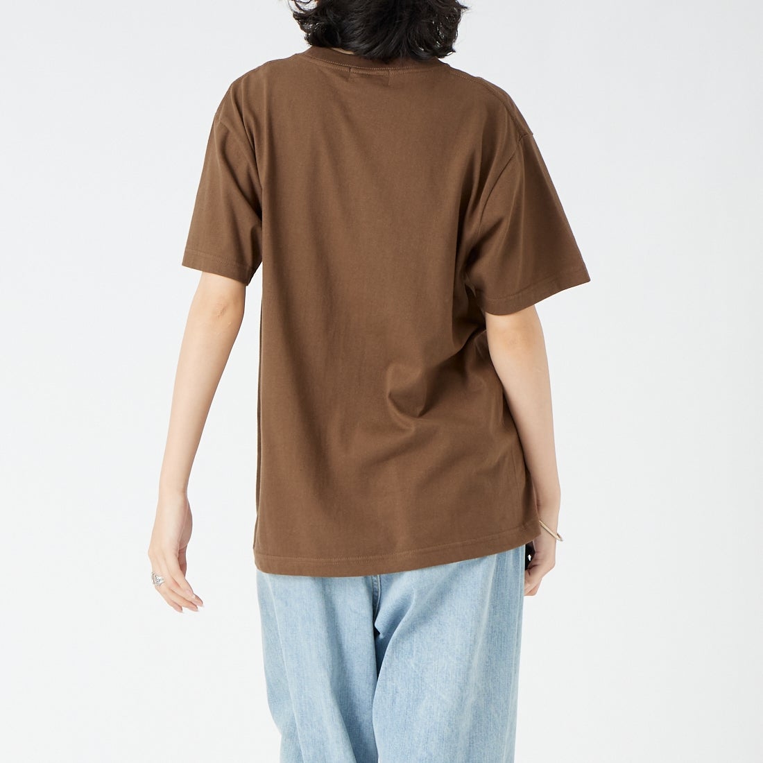 REGENCY WORKS [リージェンシーワークス] FRUIT クルーネックTシャツ [500101F-1] DARK BROWN &&モデル身長：162cm 着用サイズ：M&&
