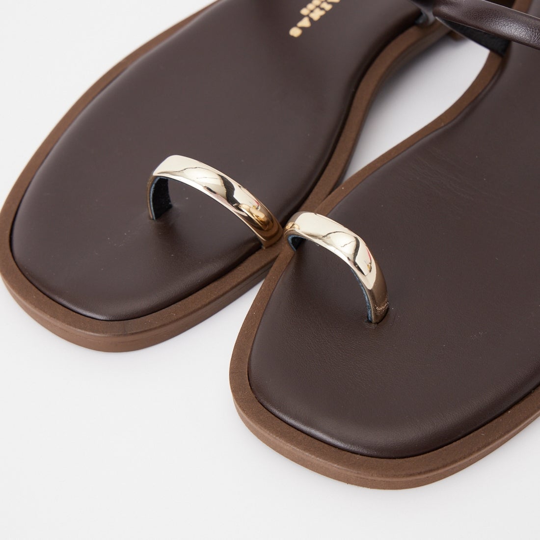 NICOLAS LAINAS [ニコラス ライナス] トングフラットサンダル [C13LT] GOLD/BROWN
