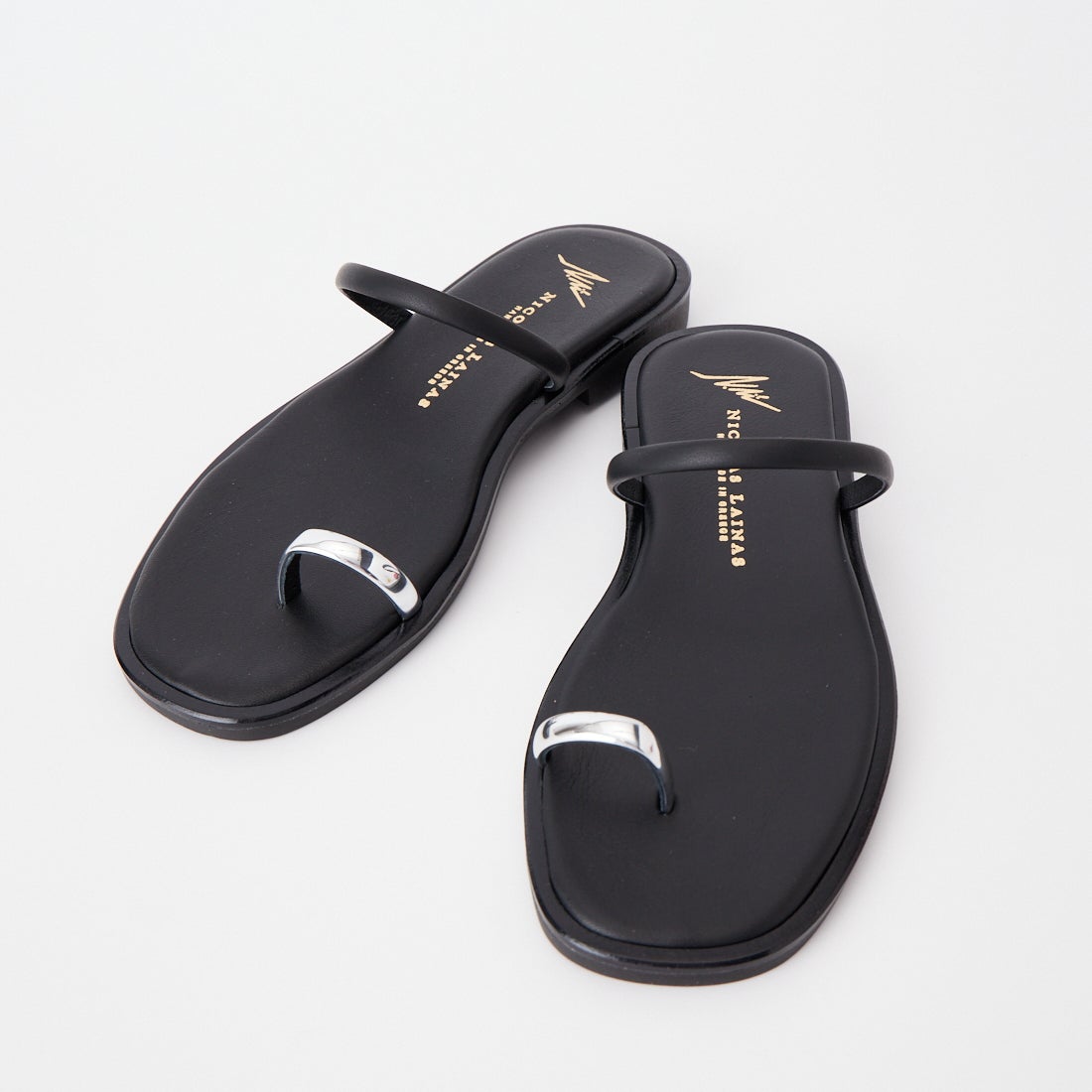 NICOLAS LAINAS [ニコラス ライナス] トングフラットサンダル [C13LT] SILVER/BLK