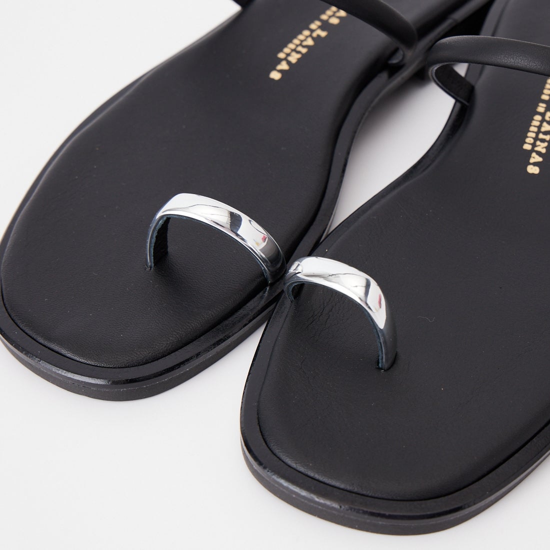 NICOLAS LAINAS [ニコラス ライナス] トングフラットサンダル [C13LT] SILVER/BLK