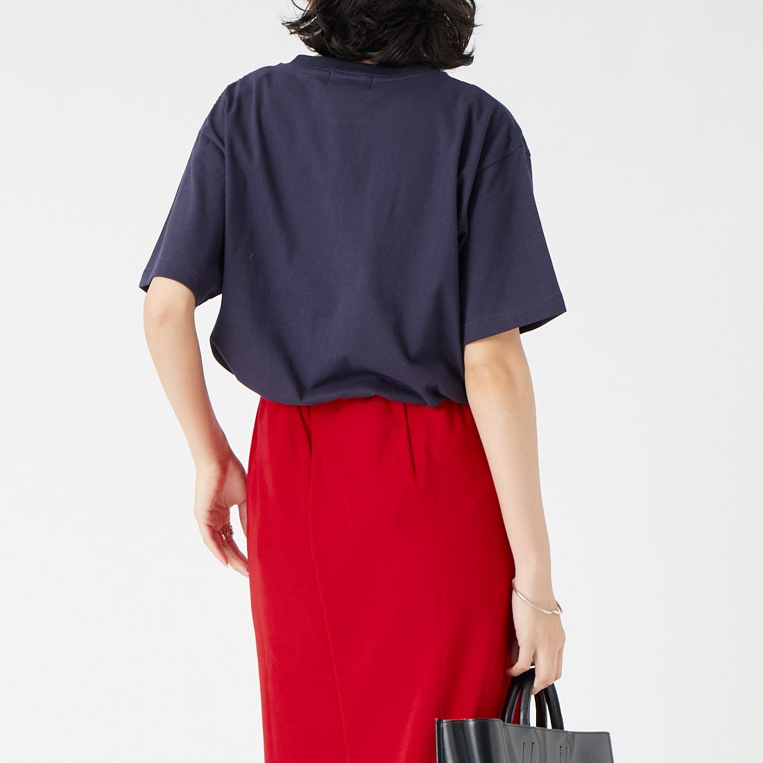 REGENCY WORKS [リージェンシーワークス] STRAWBERRY クルーネックTシャツ [500101F-2] NAVY &&モデル身長：162cm 着用サイズ：M&&