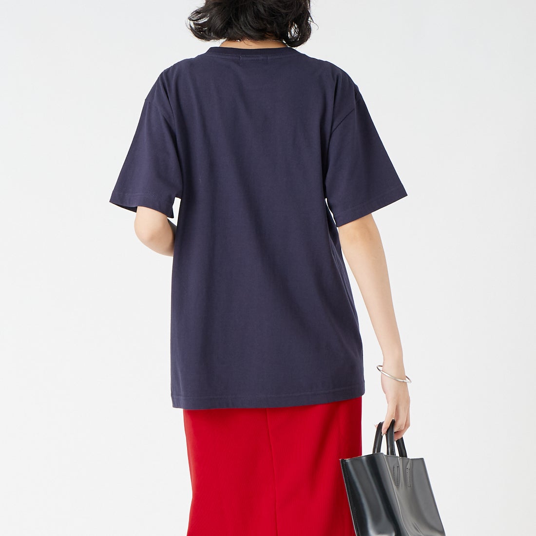 REGENCY WORKS [リージェンシーワークス] STRAWBERRY クルーネックTシャツ [500101F-2] NAVY &&モデル身長：162cm 着用サイズ：M&&