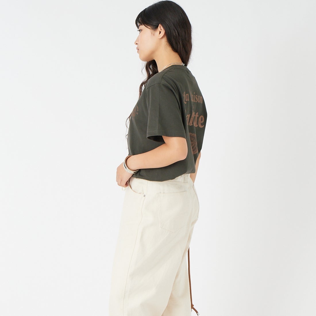 REGENCY WORKS [リージェンシーワークス] GALETTE クルーネックTシャツ [500101M-2] SUMI/BR PT &&モデル身長：162cm 着用サイズ：M&&