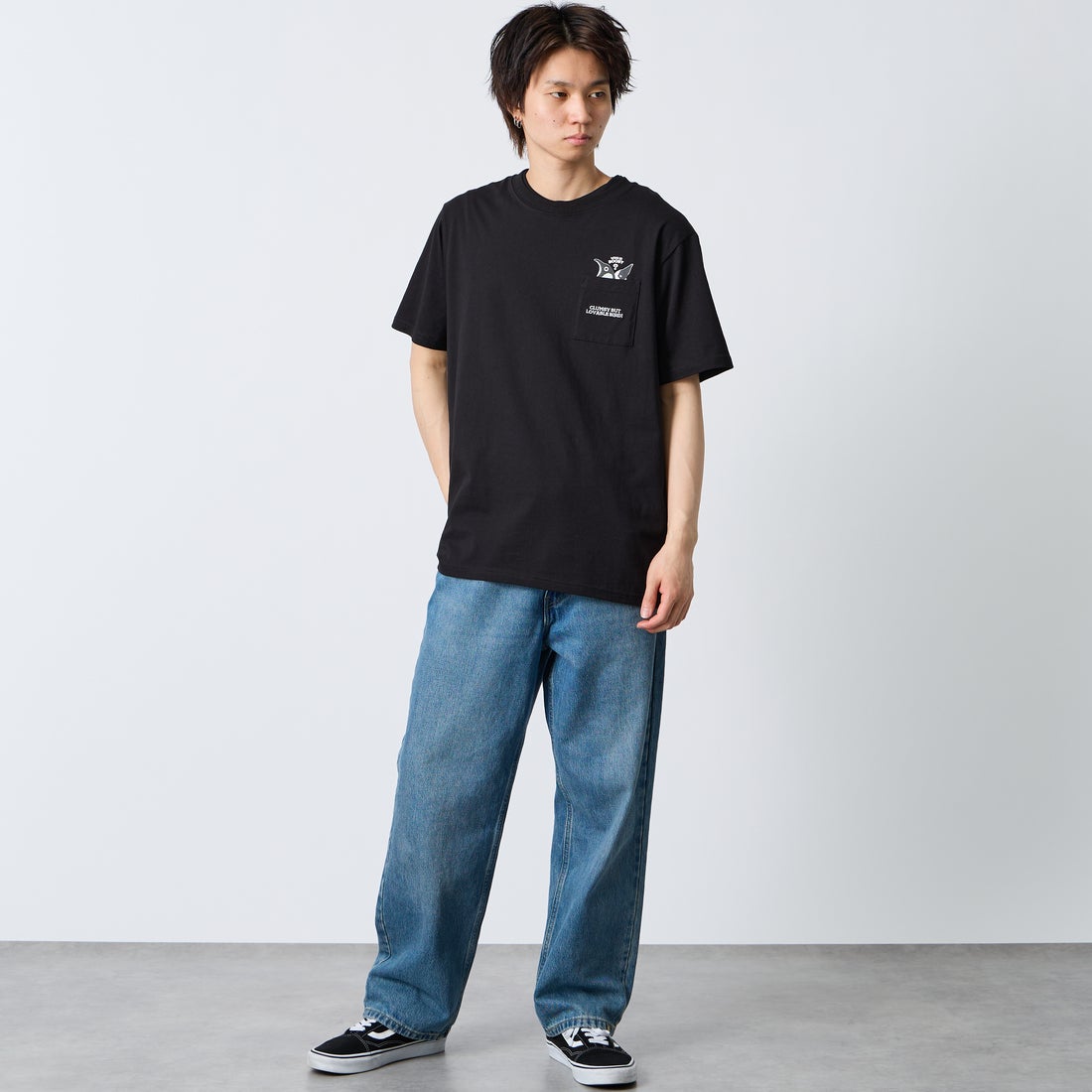 CHUMS [チャムス] アイムアブービーバードポケットTシャツ [CH01-2750] K001 BLACK &&モデル身長：177cm 着用サイズ：XL&&