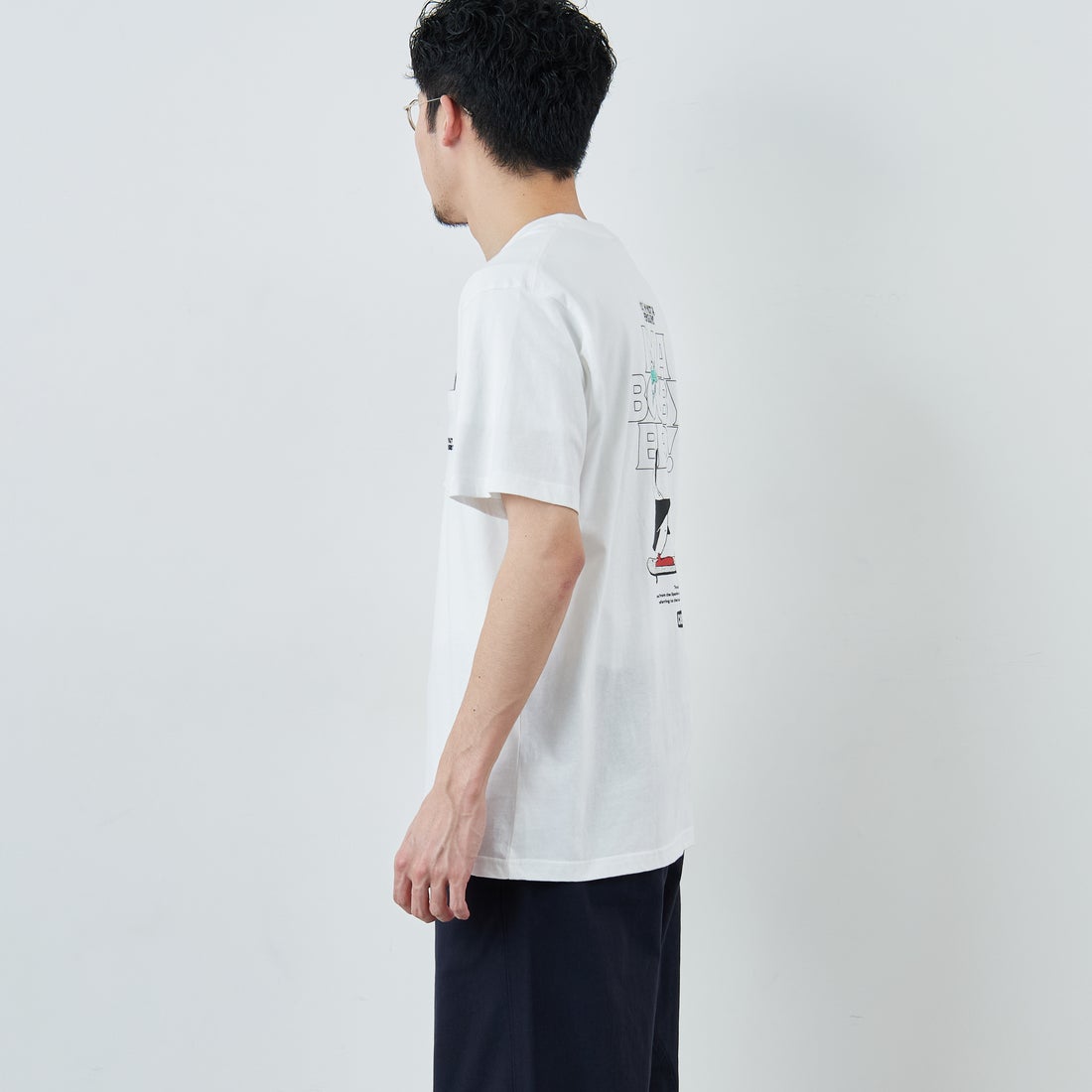 CHUMS [チャムス] アイムアブービーバードポケットTシャツ [CH01-2750] W001 WHITE &&モデル身長：168cm 着用サイズ：L&&