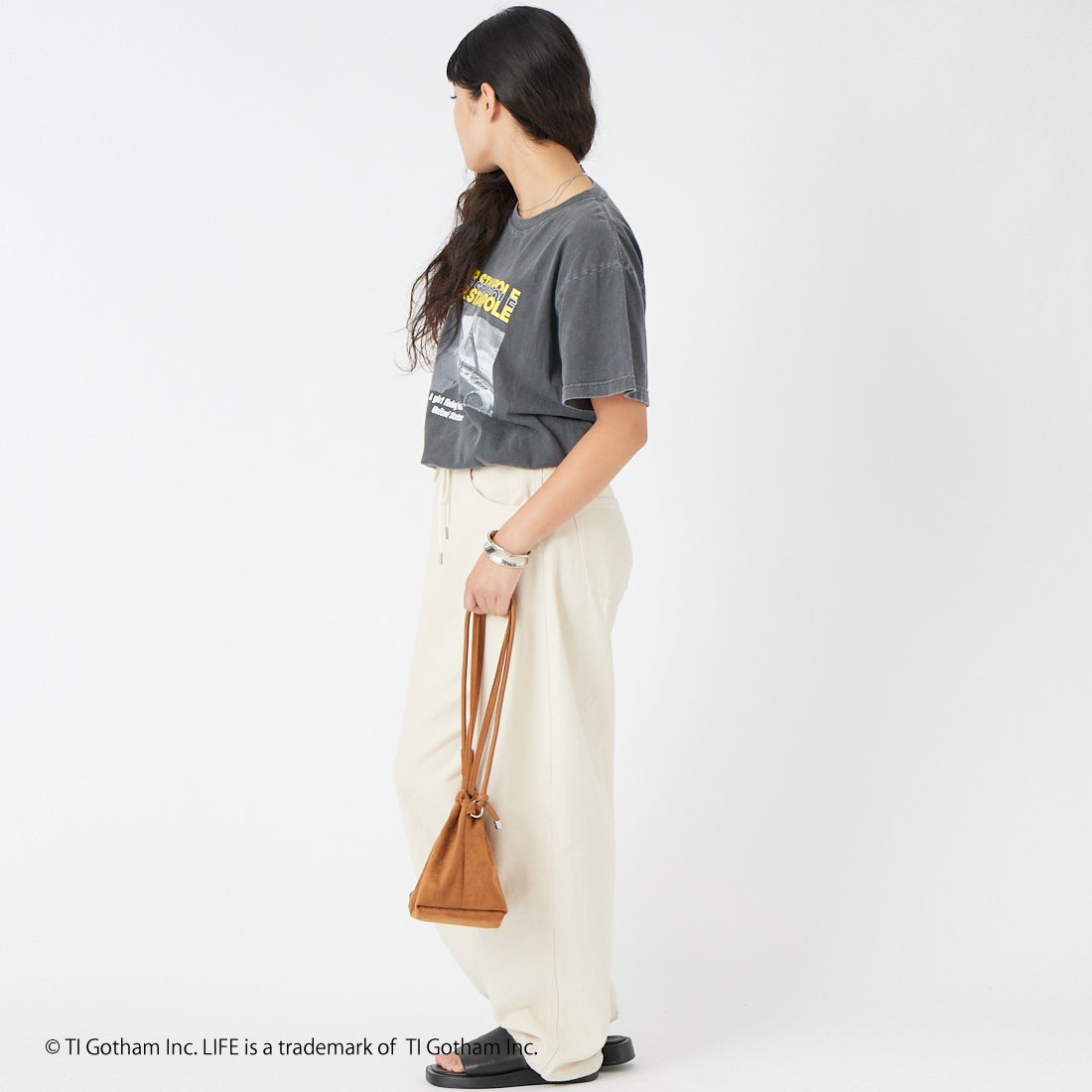 GOOD ROCK SPEED [グッドロックスピード] LIFE PC フォトプリントTシャツ [26LFE010W] CHARCOAL &&モデル身長：162cm 着用サイズ：F&&