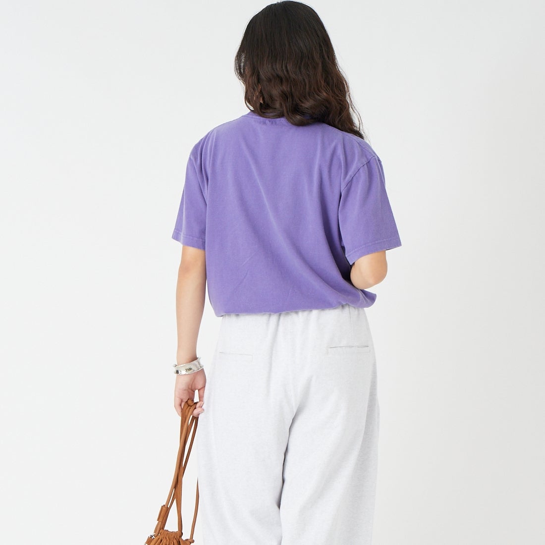 GOOD ROCK SPEED [グッドロックスピード] HAWAIIAN AIRLINE ロゴプリントTシャツ [26HWA003W] PURPLE &&モデル身長：162cm 着用サイズ：F&&
