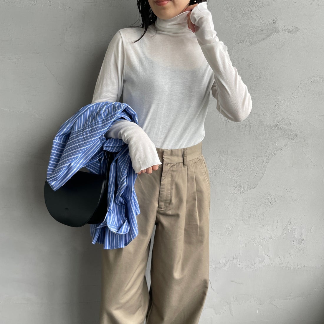 Robert P.Miller [ロバートピーミラー] 別注 パネルリブ シアータートルネックTシャツ [RM264-2116IN-JF] OFF WHITE &&モデル身長：160cm 着用サイズ：F&&
