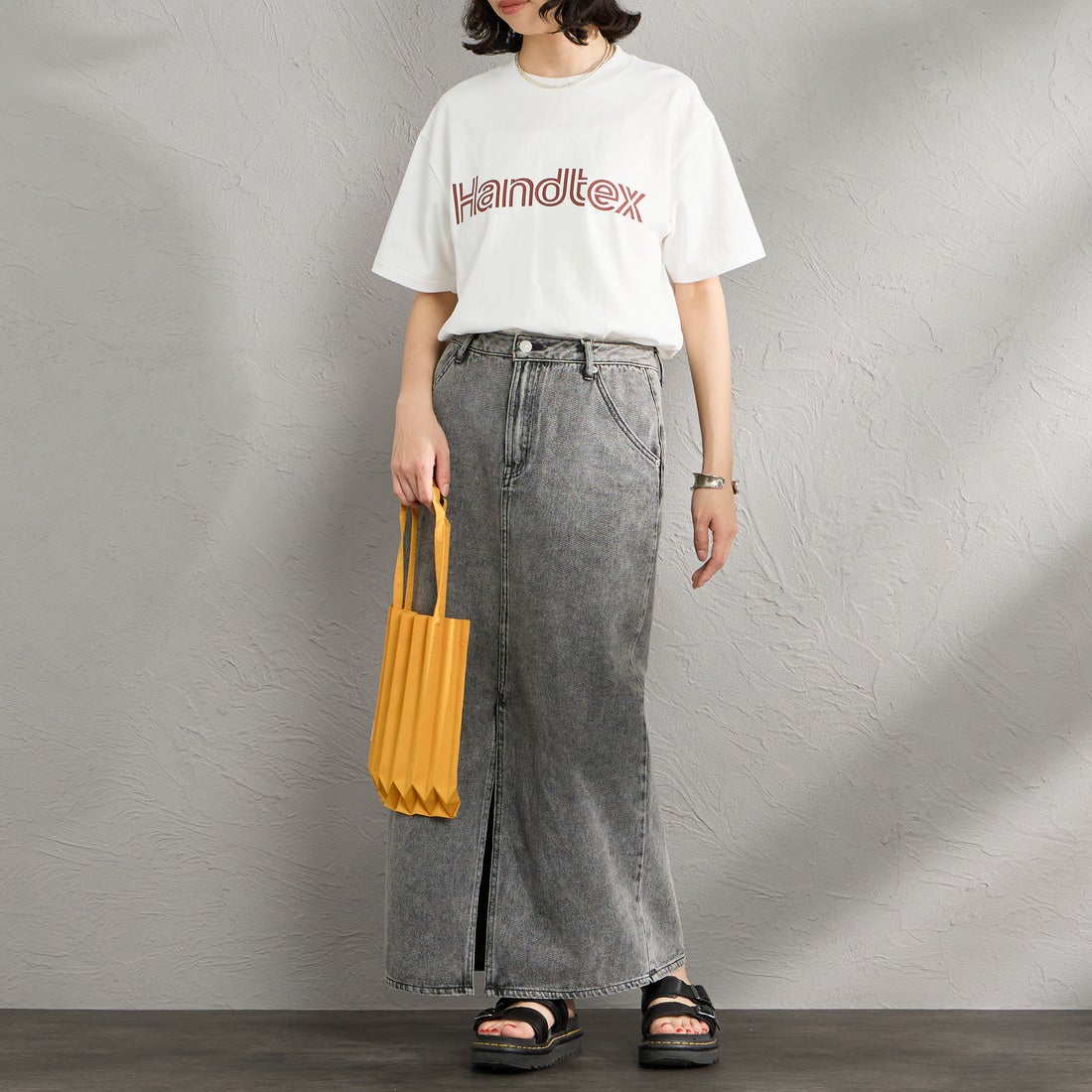 HANDTEX [ハンドテックス] 別注 アソート柄 スーベニアプリントTシャツ [HT15-CST-IN6-JF] O.WHT1 HAN &&モデル身長：162cm 着用サイズ：F&&
