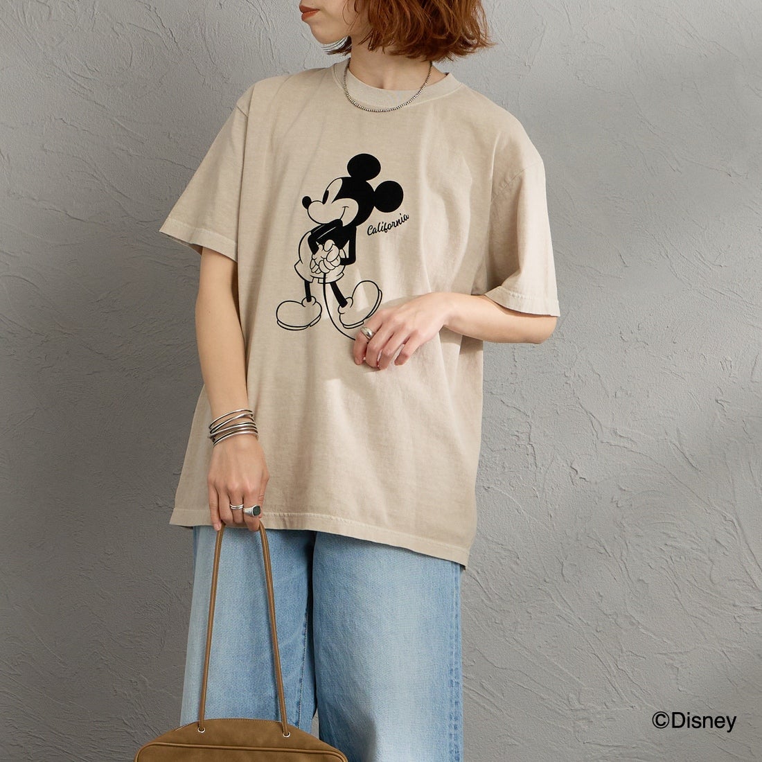 GOOD ROCK SPEED [グッドロックスピード] 別注 / MICKEY MOUSE / フロッキープリントTシャツ [INTN-076-JF] BEIGE &&モデル身長：158cm 着用サイズ：M&&