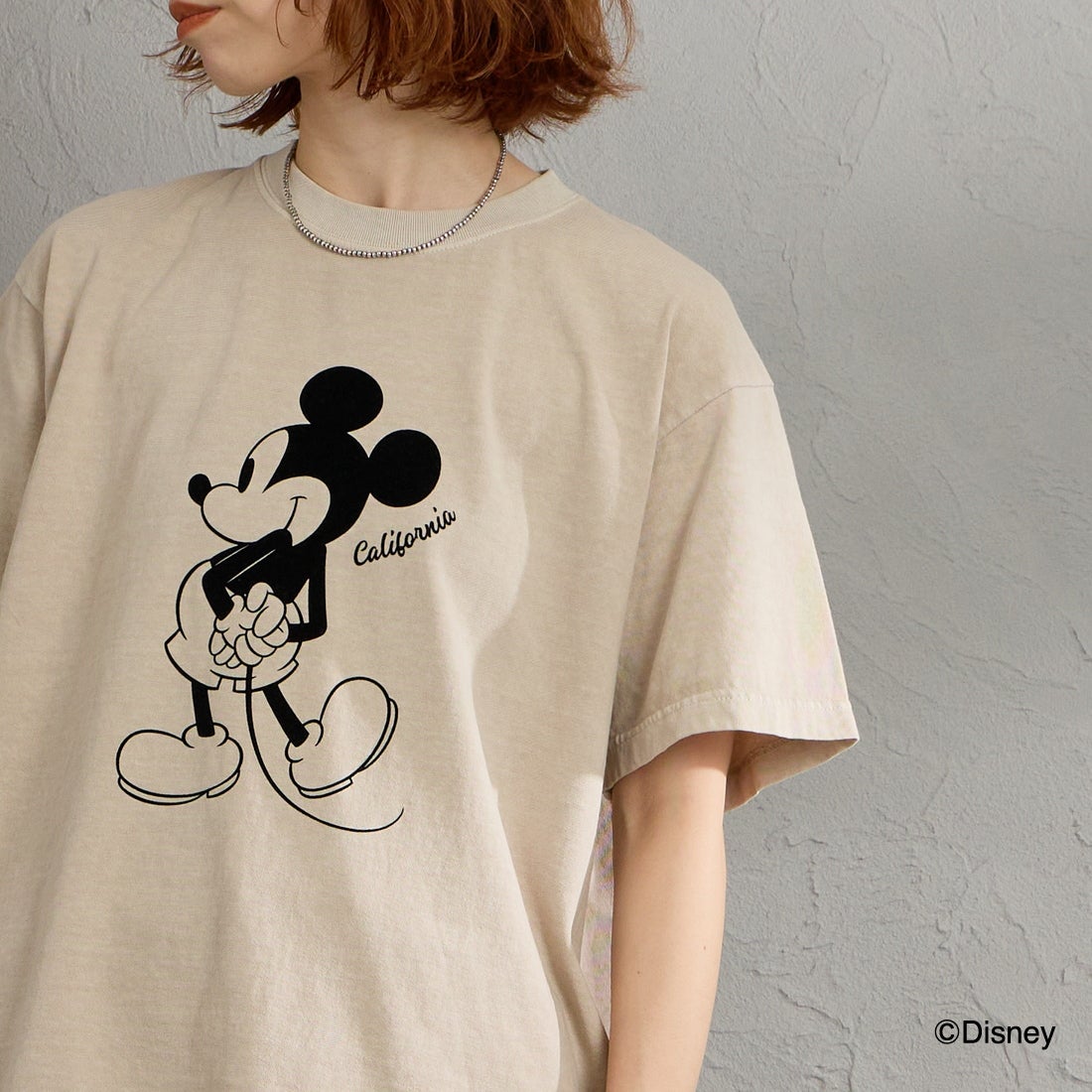 GOOD ROCK SPEED [グッドロックスピード] 別注 / MICKEY MOUSE / フロッキープリントTシャツ [INTN-076-JF] BEIGE &&モデル身長：158cm 着用サイズ：M&&