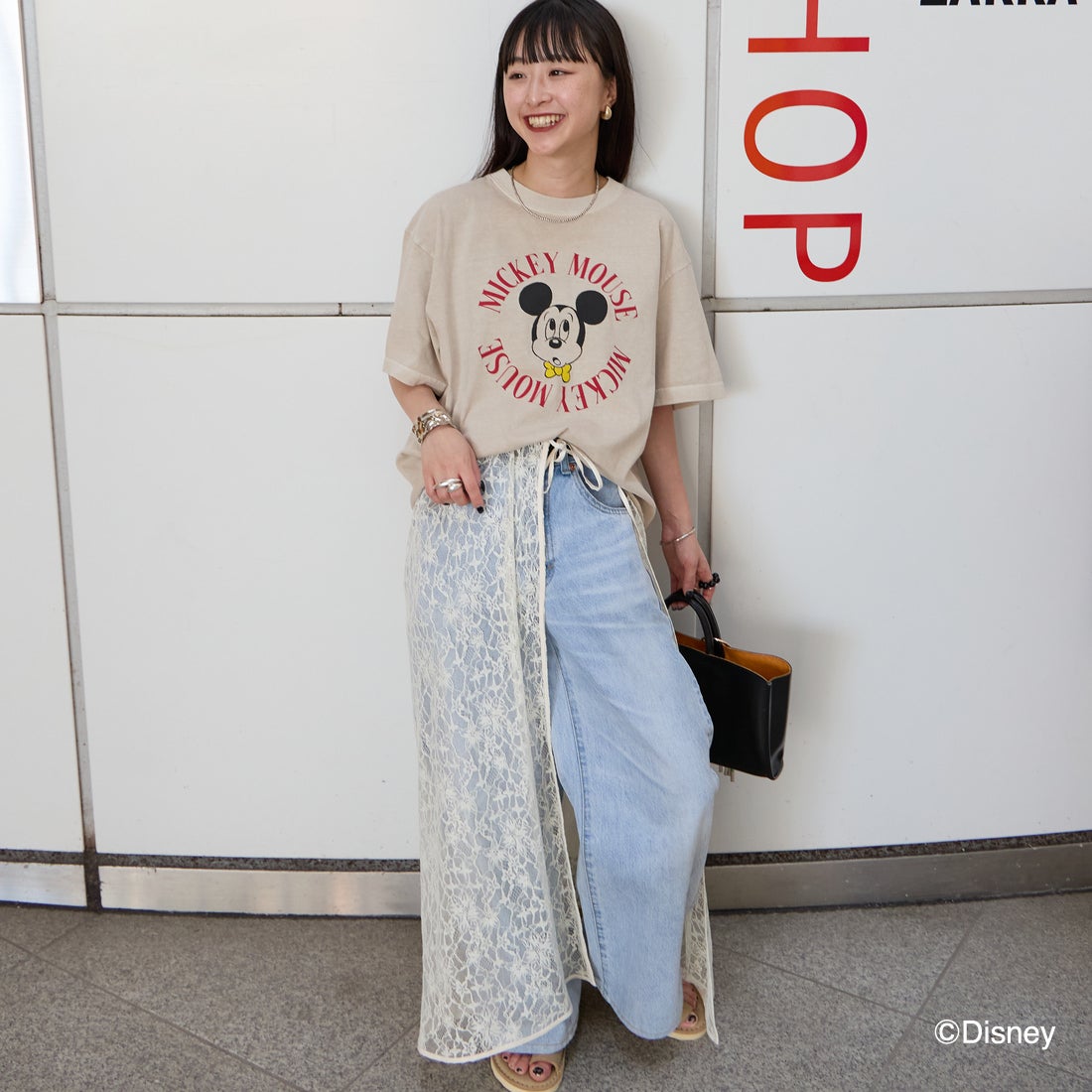 GOOD ROCK SPEED [グッドロックスピード] 別注 / MICKEY MOUSE / クロップド丈プリントTシャツ [INTN-077-JF] BEIGE &&モデル身長：150cm 着用サイズ：M&&