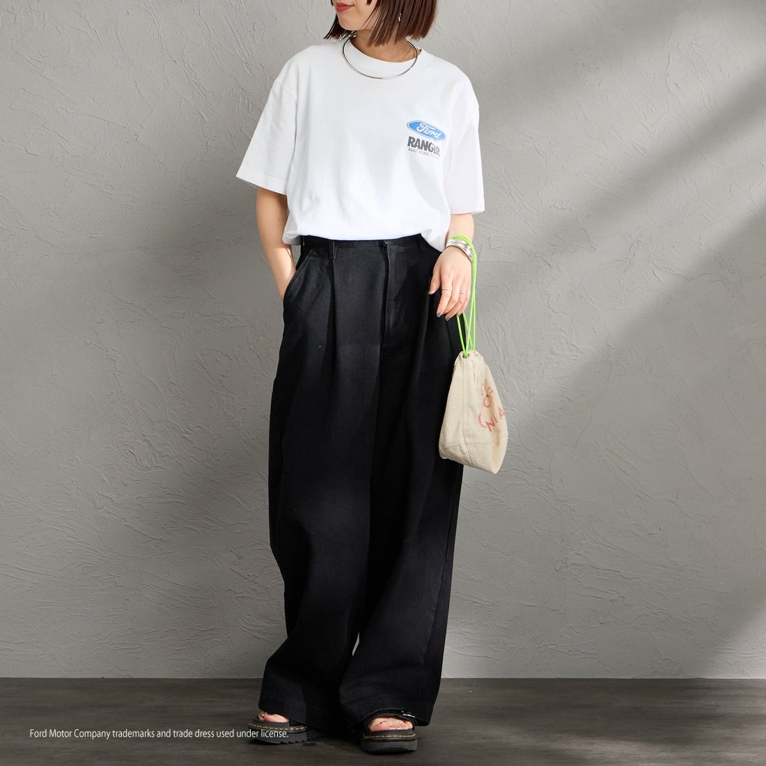 GOOD ROCK SPEED [グッドロックスピード] 別注 FORD ロゴバックプリントTシャツ [INTN-079-JF] WHITE &&モデル身長：159cm 着用サイズ：M&&