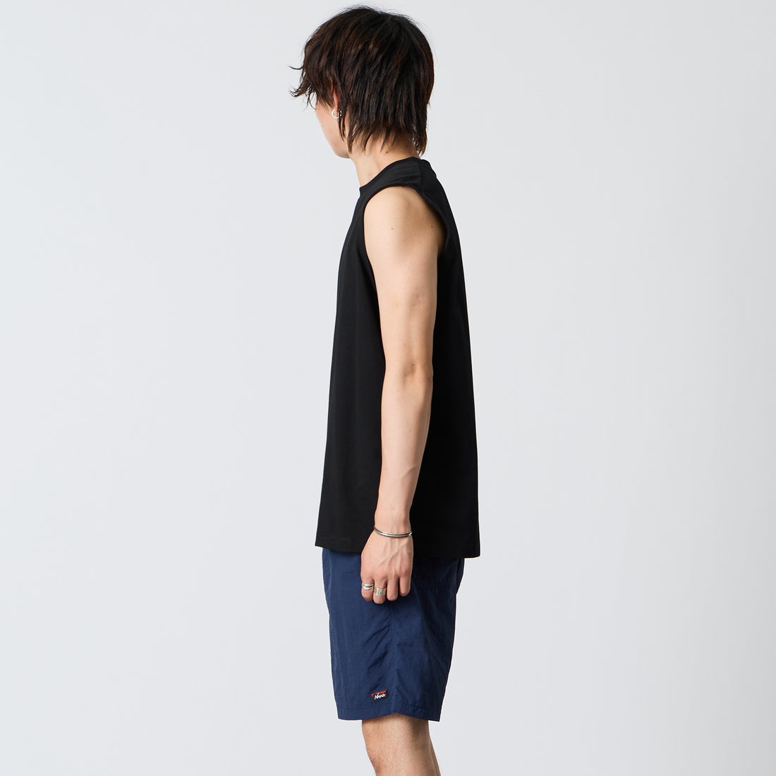 SLICK [スリック] ヘビーウェイト SORONAジャージーノースリーブTシャツ [5230275] 700 BLACK &&モデル身長：177cm 着用サイズ：1&&