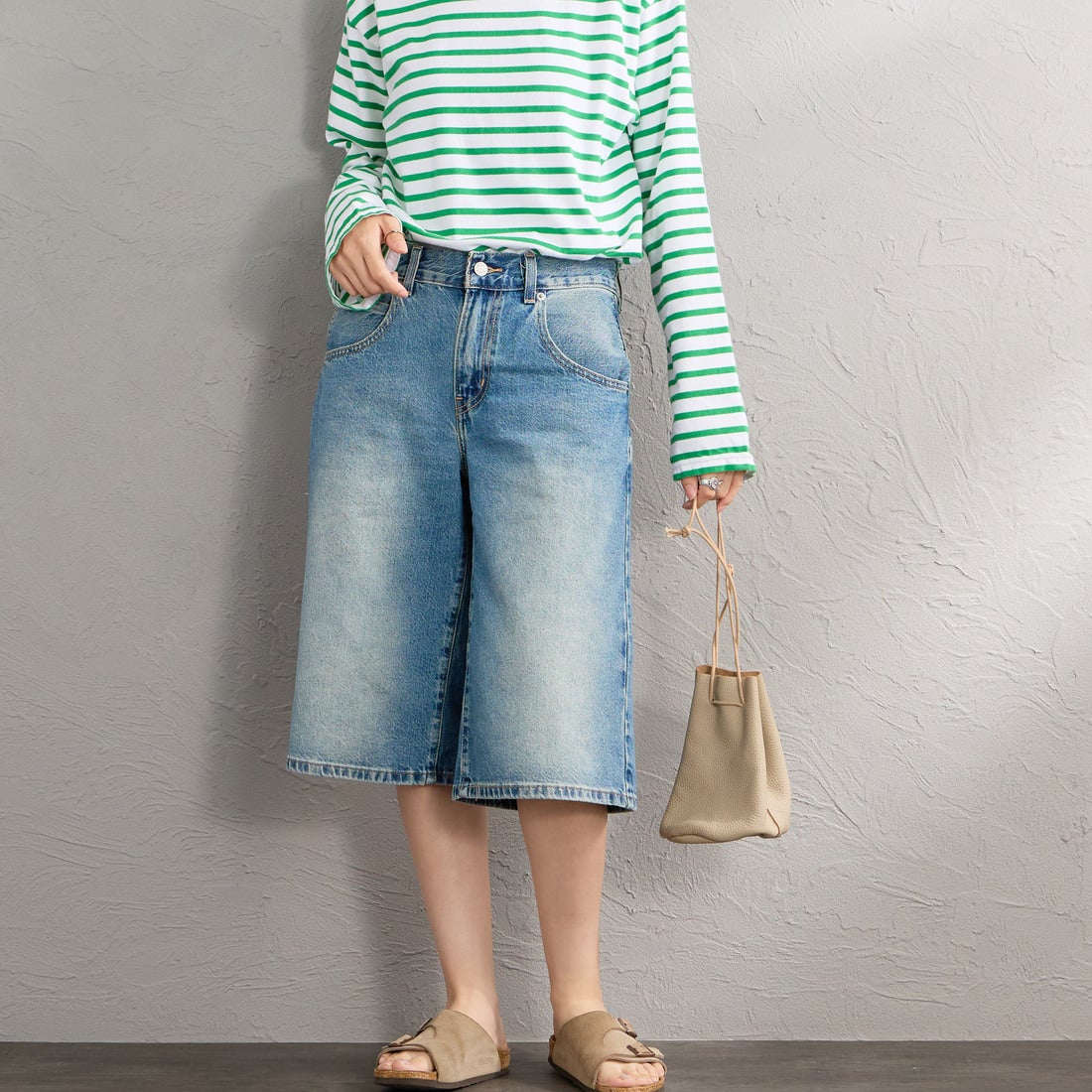 LEVI'S [リーバイス] スーパーバギージョーツ [005DT-00] 02 HAZY TI &&モデル身長：162cm 着用サイズ：25&&