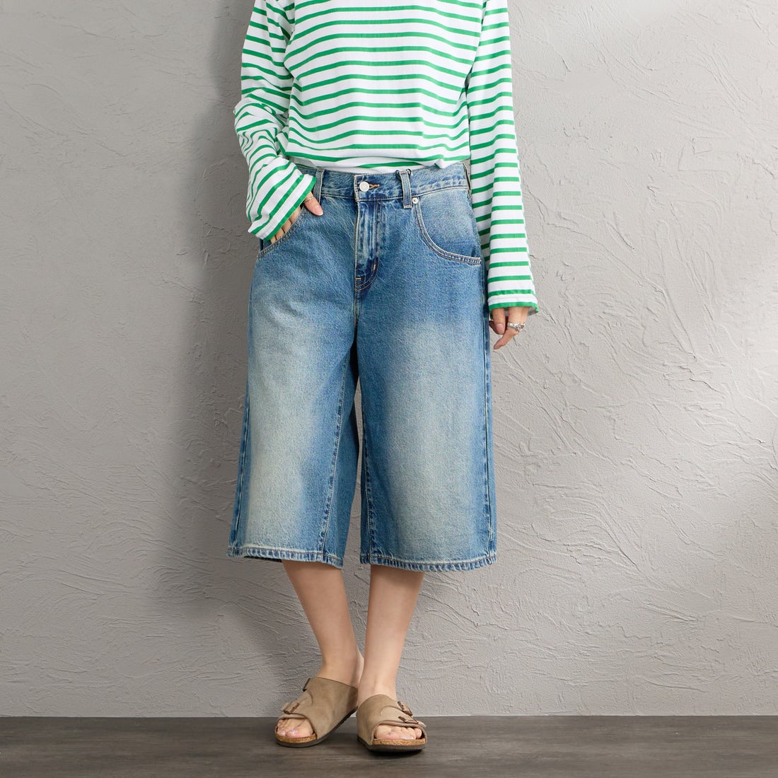 LEVI'S [リーバイス] スーパーバギージョーツ [005DT-00] 02 HAZY TI &&モデル身長：162cm 着用サイズ：26&&