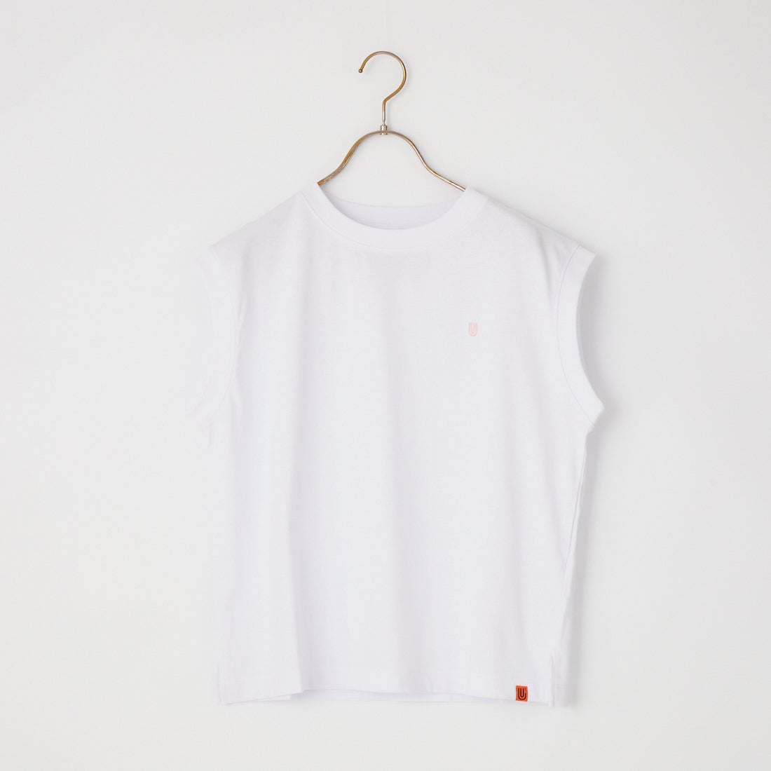 UNIVERSAL OVERALL [ユニバーサルオーバーオール] 別注 ワンポイントロゴ刺繍 ノースリーブカットソー [U2612250IN-JF] WHITE