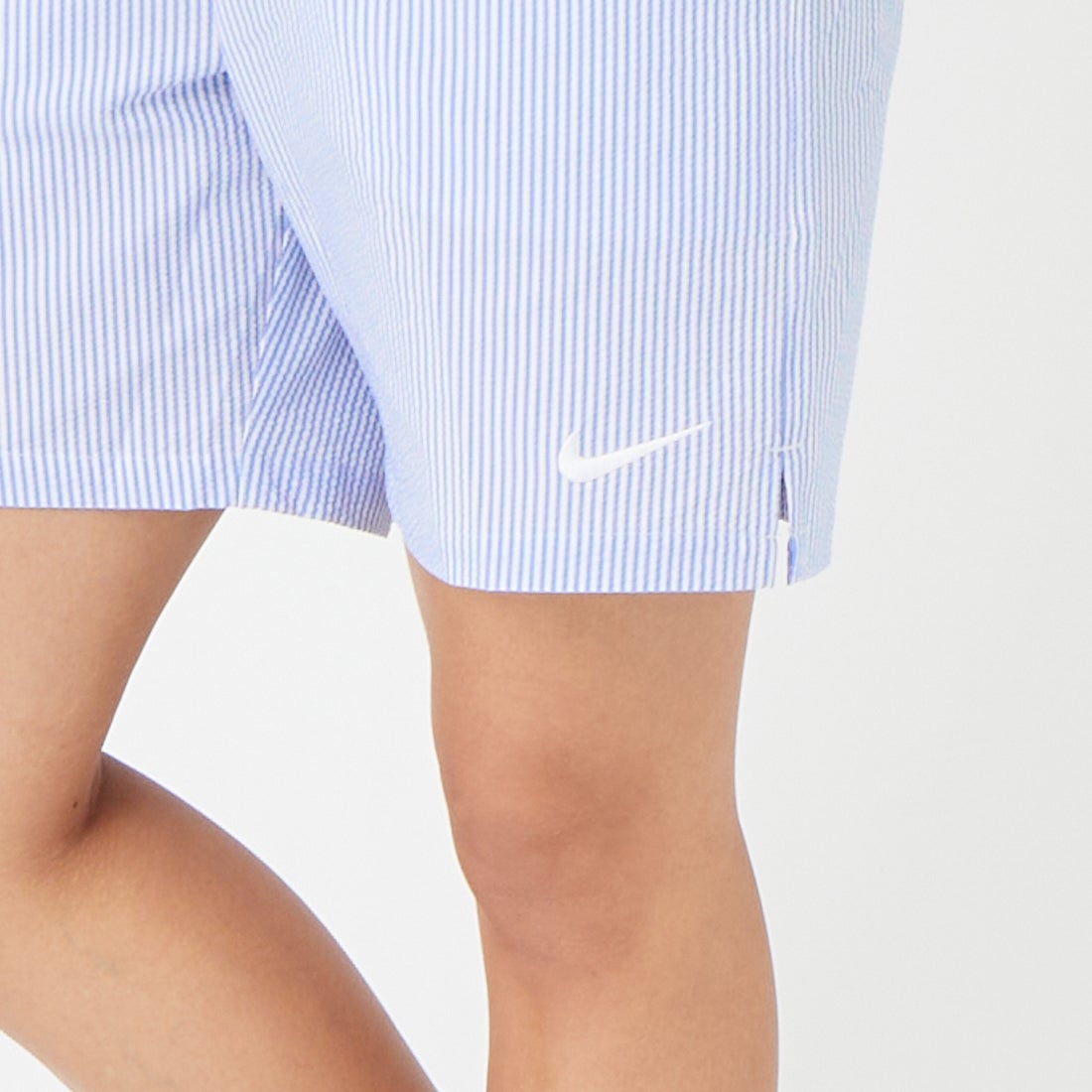 NIKE SWIM [ナイキスイム] ブレイカーリップル 7インチボレーショーツ [NESSG506] N434 ﾌﾞﾙｰｸ &&モデル身長：162cm 着用サイズ：S&&
