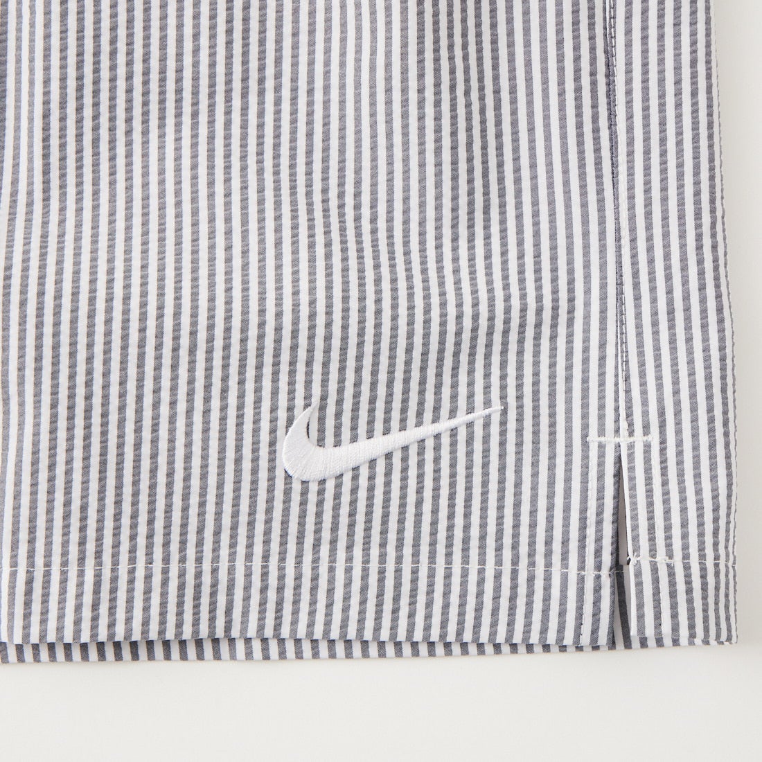 NIKE SWIM [ナイキスイム] ブレイカーリップル 7インチボレーショーツ [NESSG506] N001 ﾌﾞﾗｯｸ