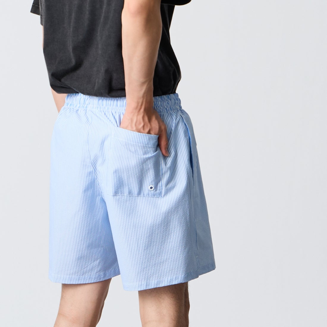 NIKE SWIM [ナイキスイム] ブレイカーリップル 7インチボレーショーツ [NESSG506] N434 ﾌﾞﾙｰｸ &&モデル身長：177cm 着用サイズ：L&&